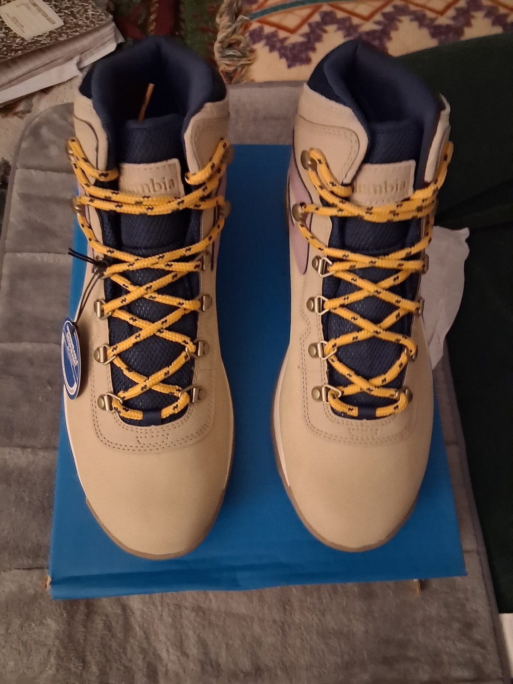 Columbia Newron Ridge Plus Women's US SIZE 12 Tan & Navy Waterproof Hiking Boots